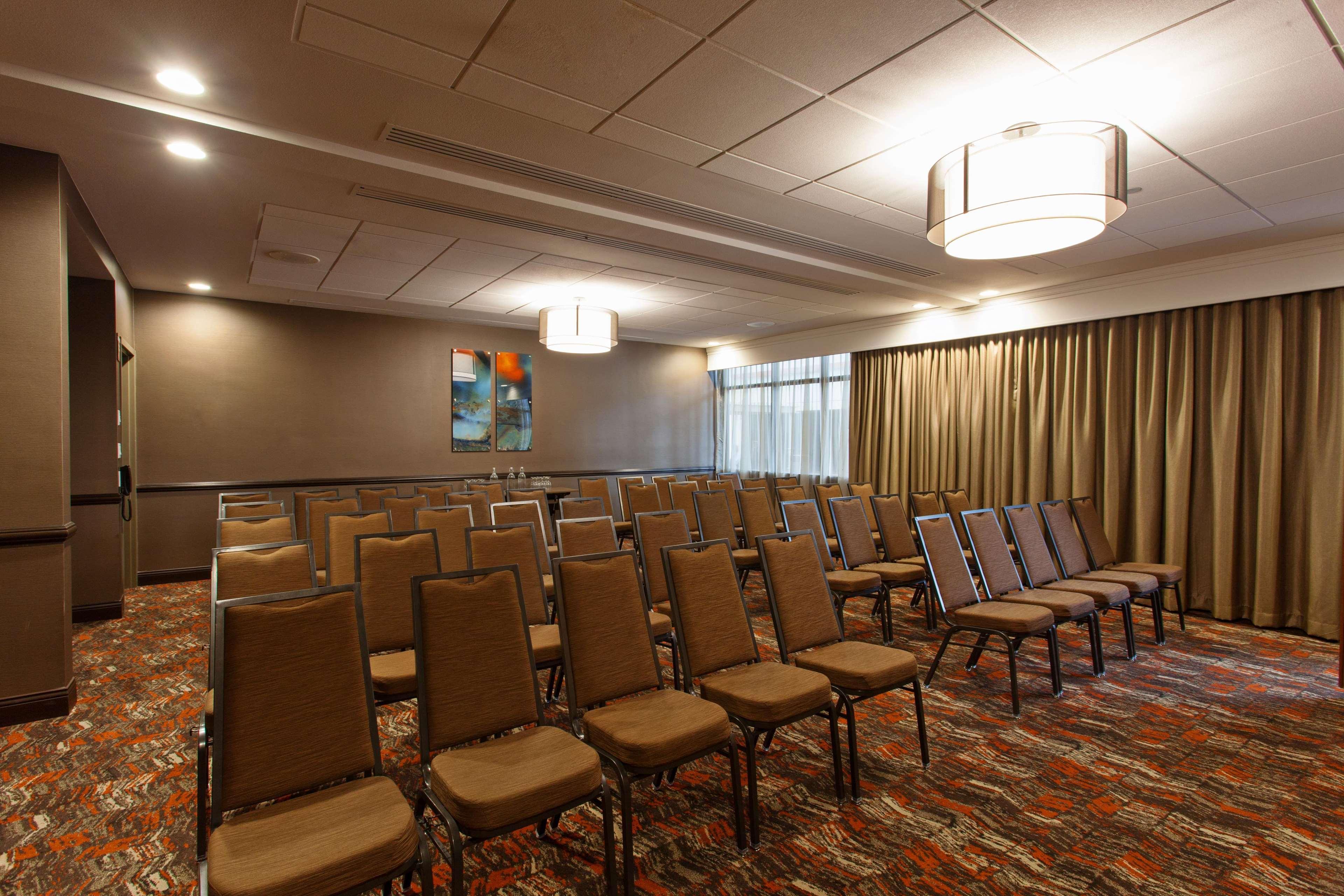 Doubletree By Hilton San Bernardino Hotel Exterior foto