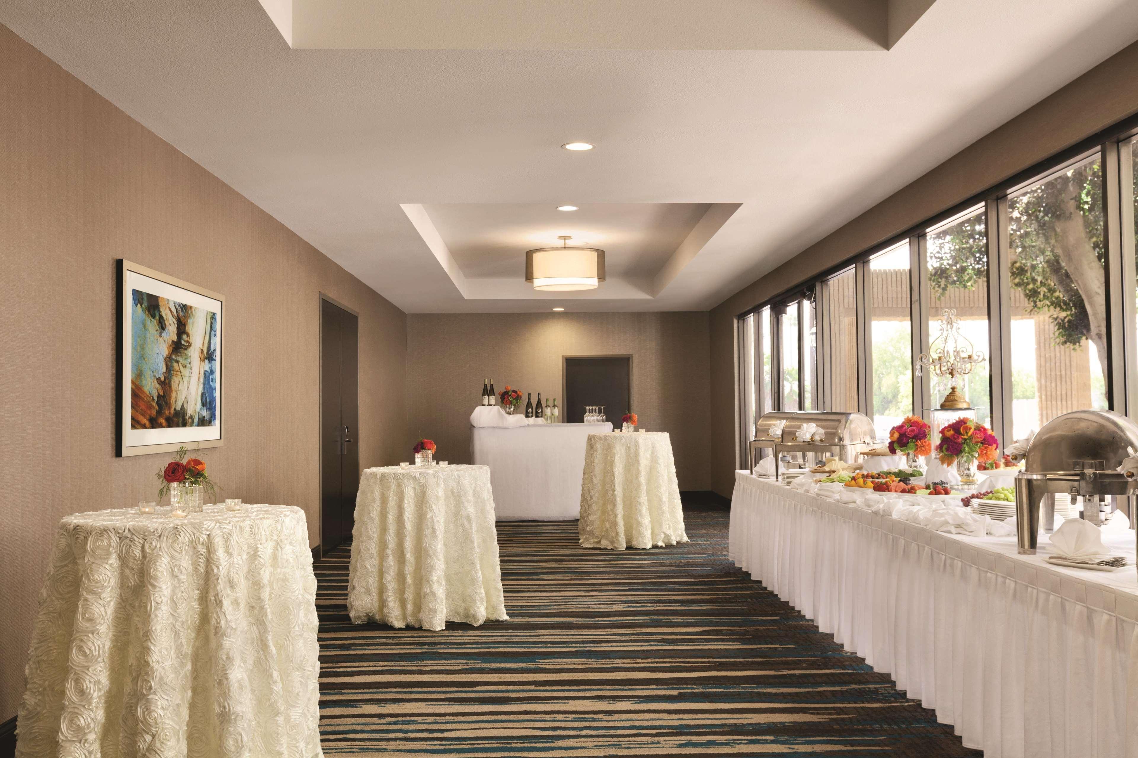 Doubletree By Hilton San Bernardino Hotel Exterior foto