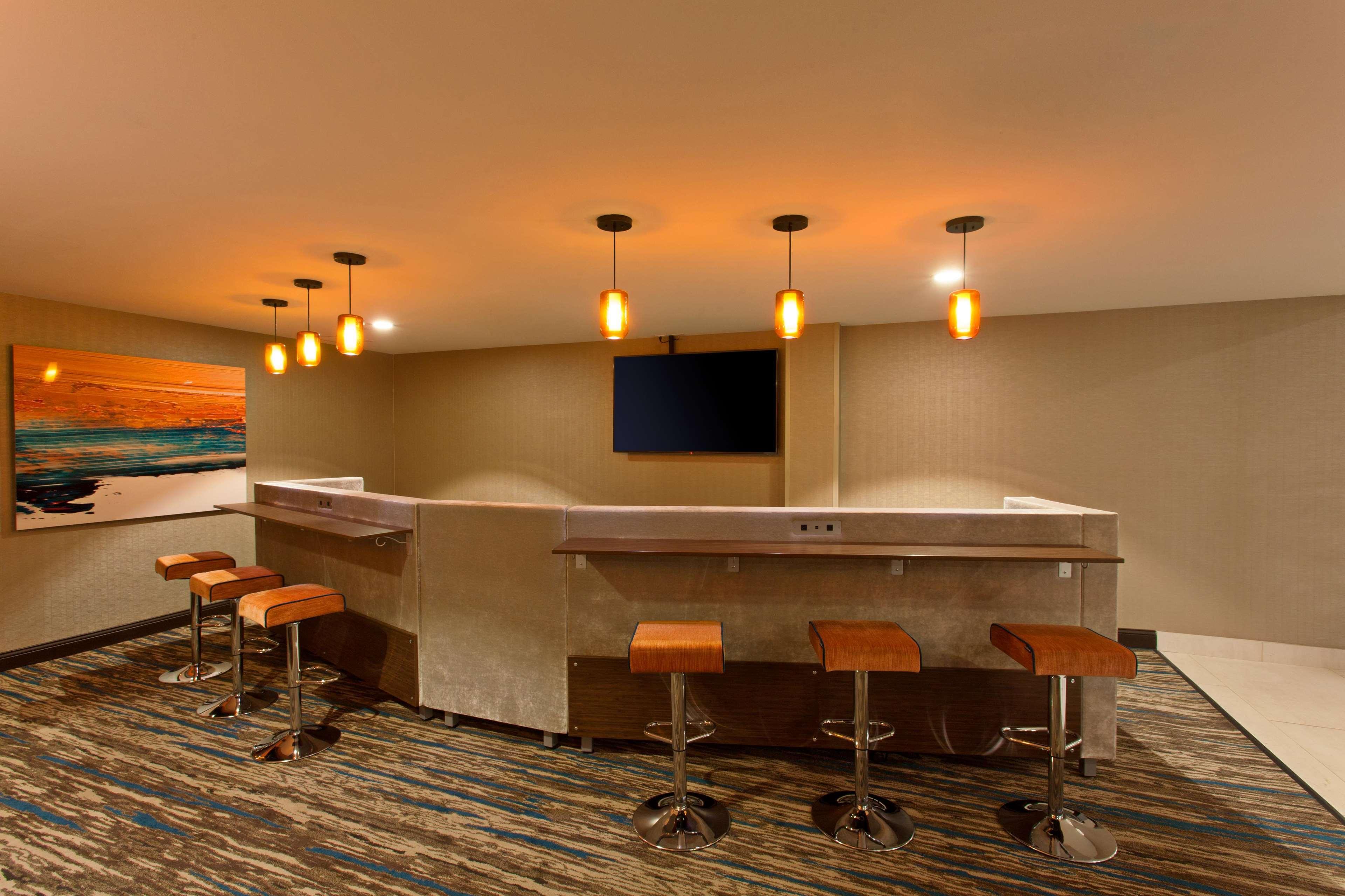 Doubletree By Hilton San Bernardino Hotel Exterior foto