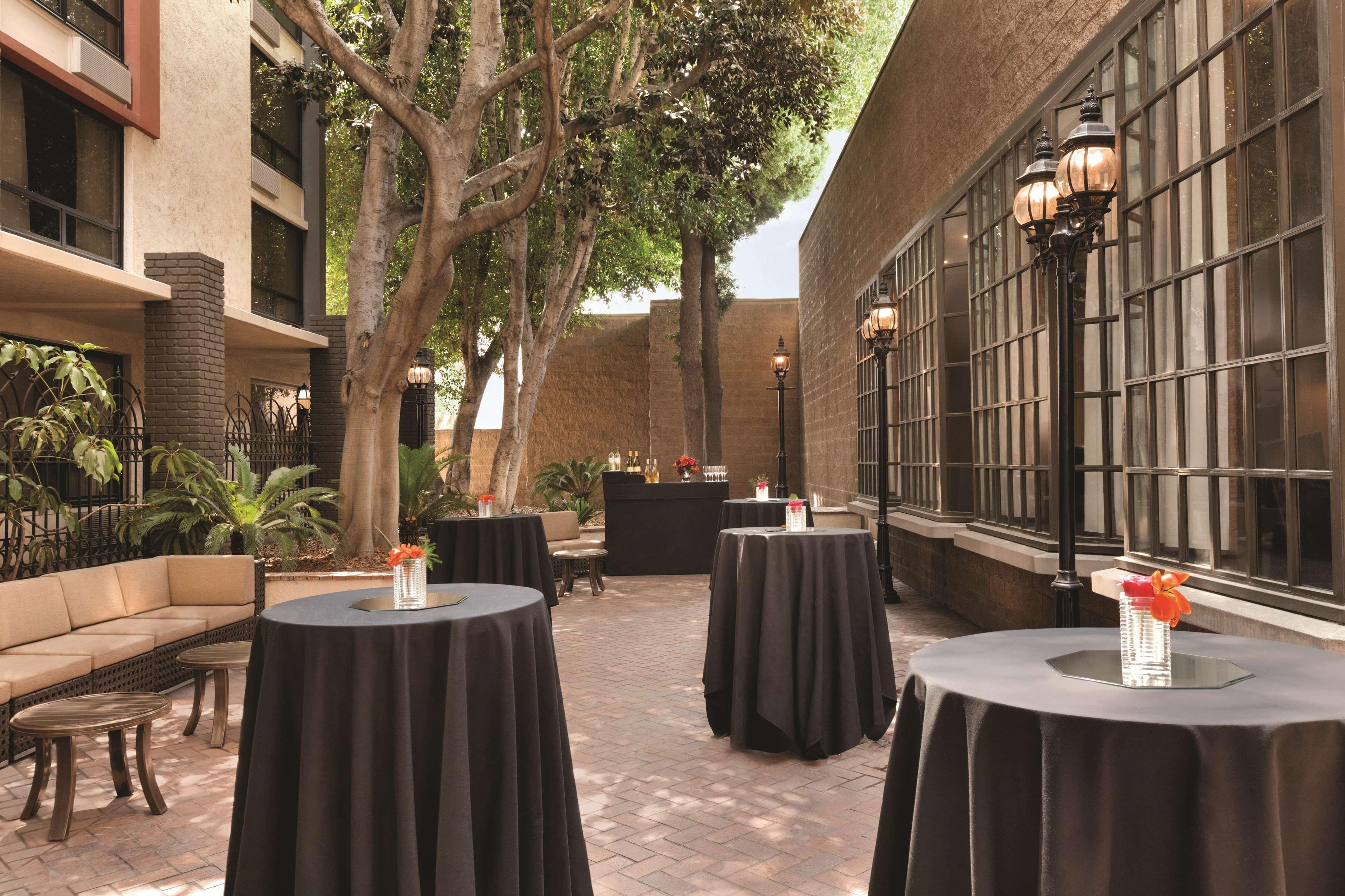 Doubletree By Hilton San Bernardino Hotel Exterior foto