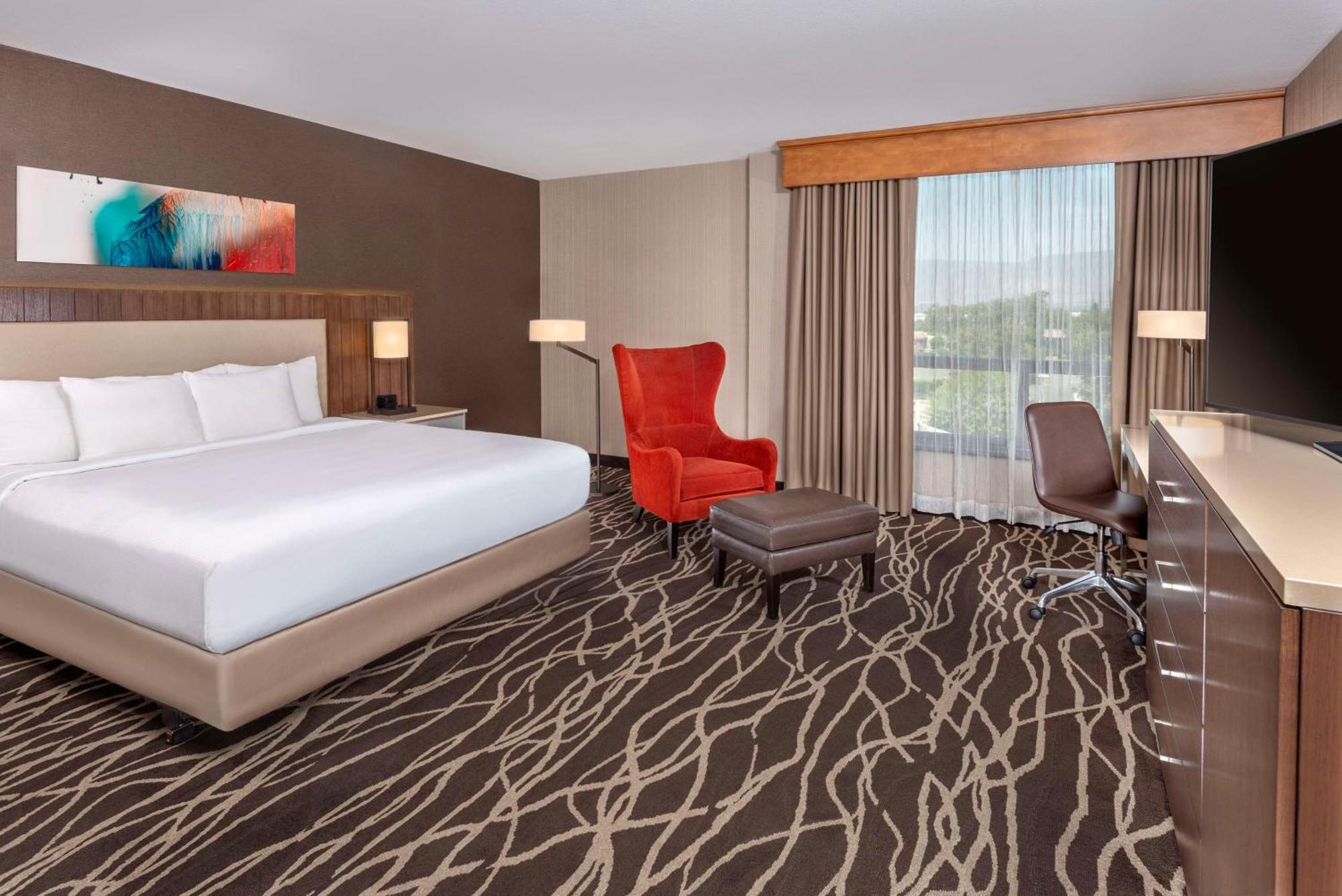 Doubletree By Hilton San Bernardino Hotel Exterior foto