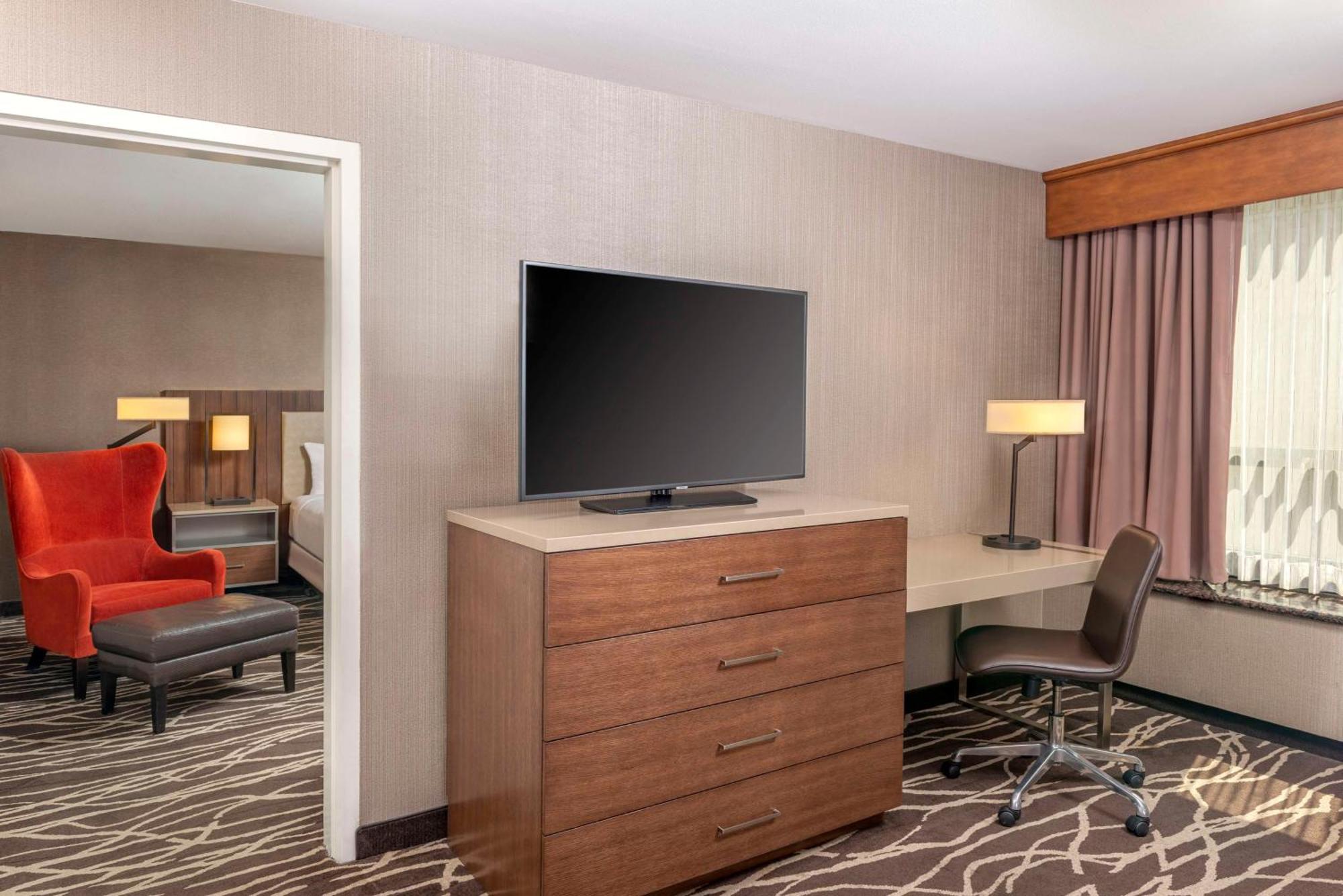 Doubletree By Hilton San Bernardino Hotel Exterior foto